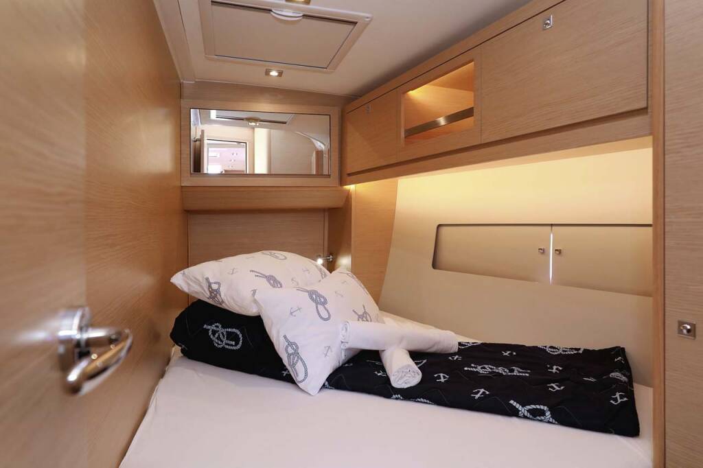 Segelyachten Dufour 470 Libertas