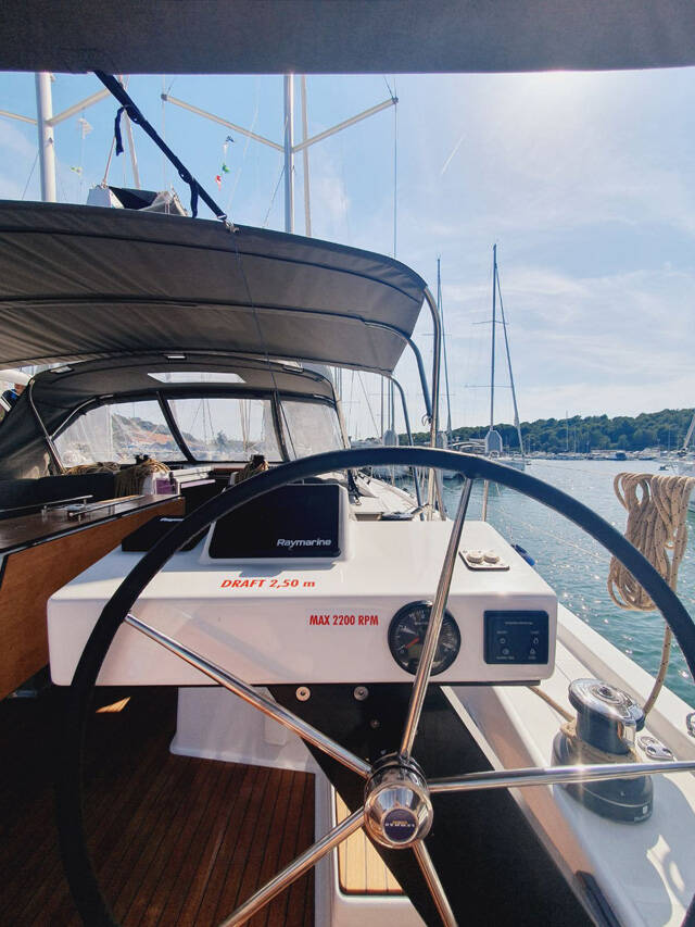 Segelyachten Dufour 470 Sombra del Viento