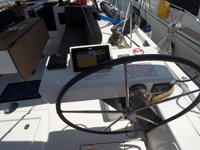 Segelyachten Dufour 470 Ljubov