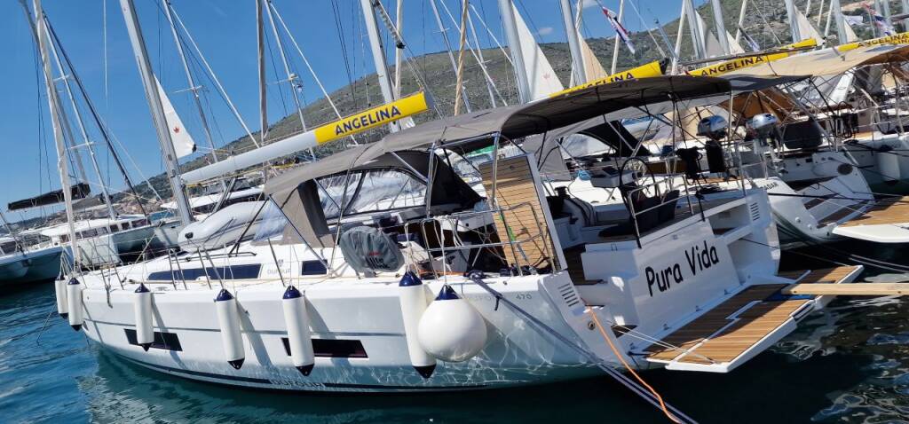 Sailing yacht Dufour 470 Pura Vida