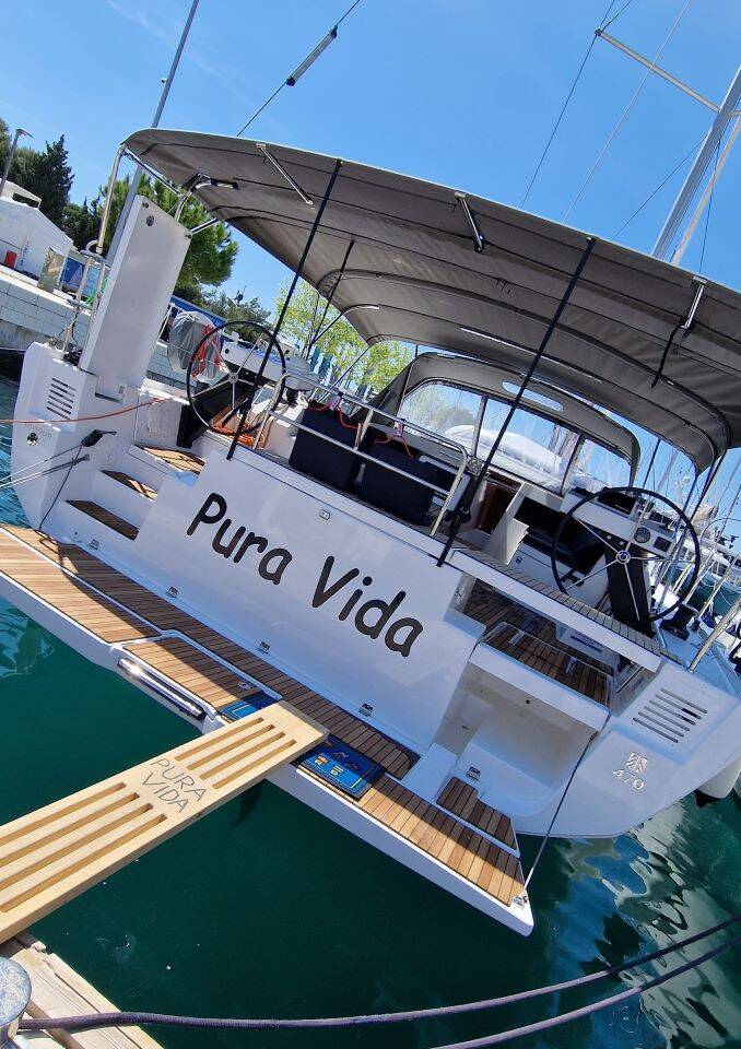 Sailing yacht Dufour 470 Pura Vida