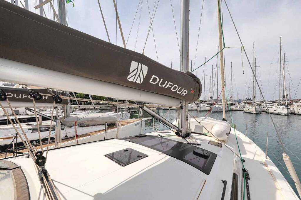 Sailing yacht Dufour 470 Spirit