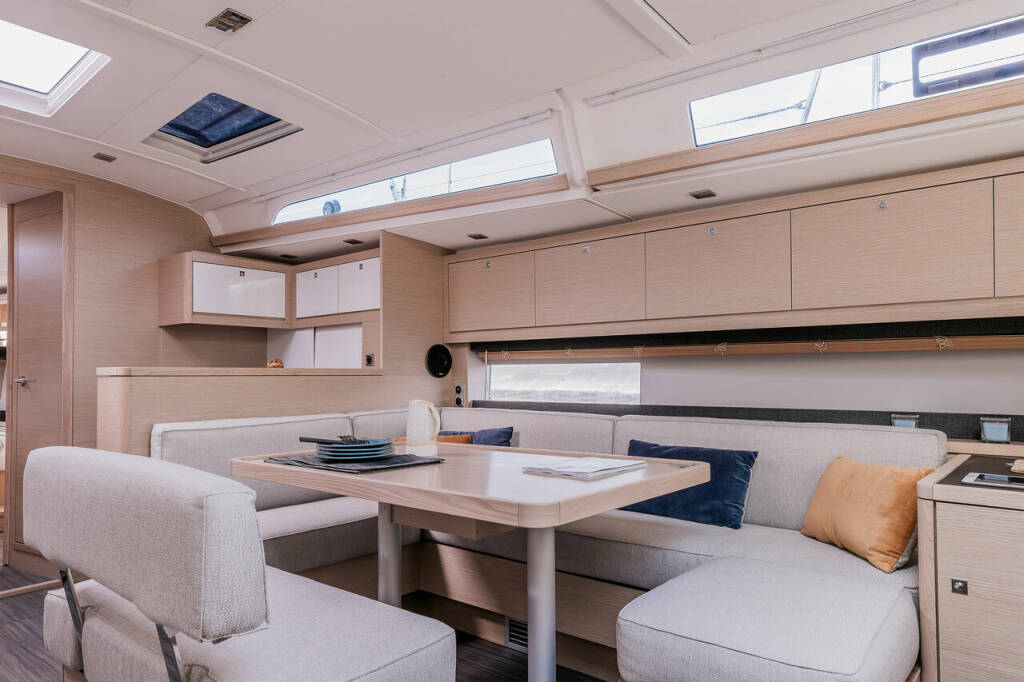 Sailing yacht Dufour 470 Aqua Azzurro