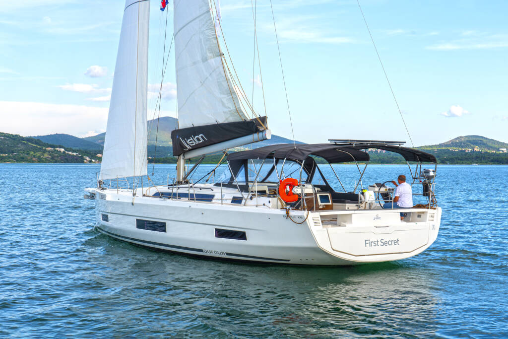 Segelyachten Dufour 470 First Secret