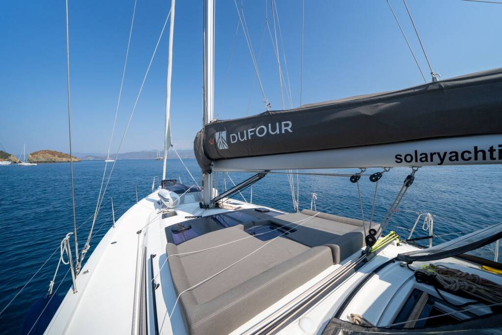 Sailing yacht Dufour 470 Pontika