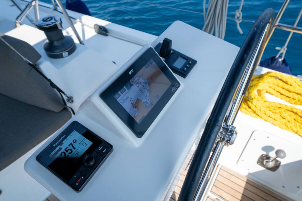 Sailing yacht Dufour 470 Pontika