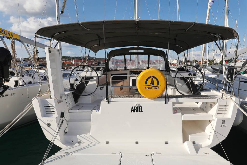 Sailing yacht Dufour 470 Ariel