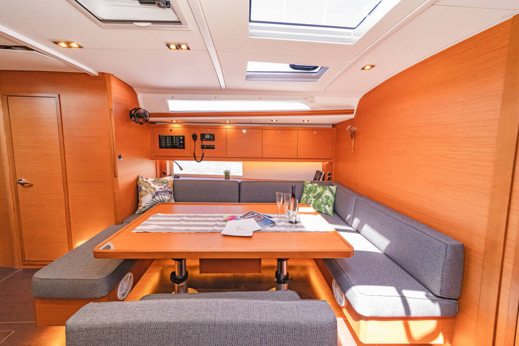 Segelyachten Dufour 470 Imagine
