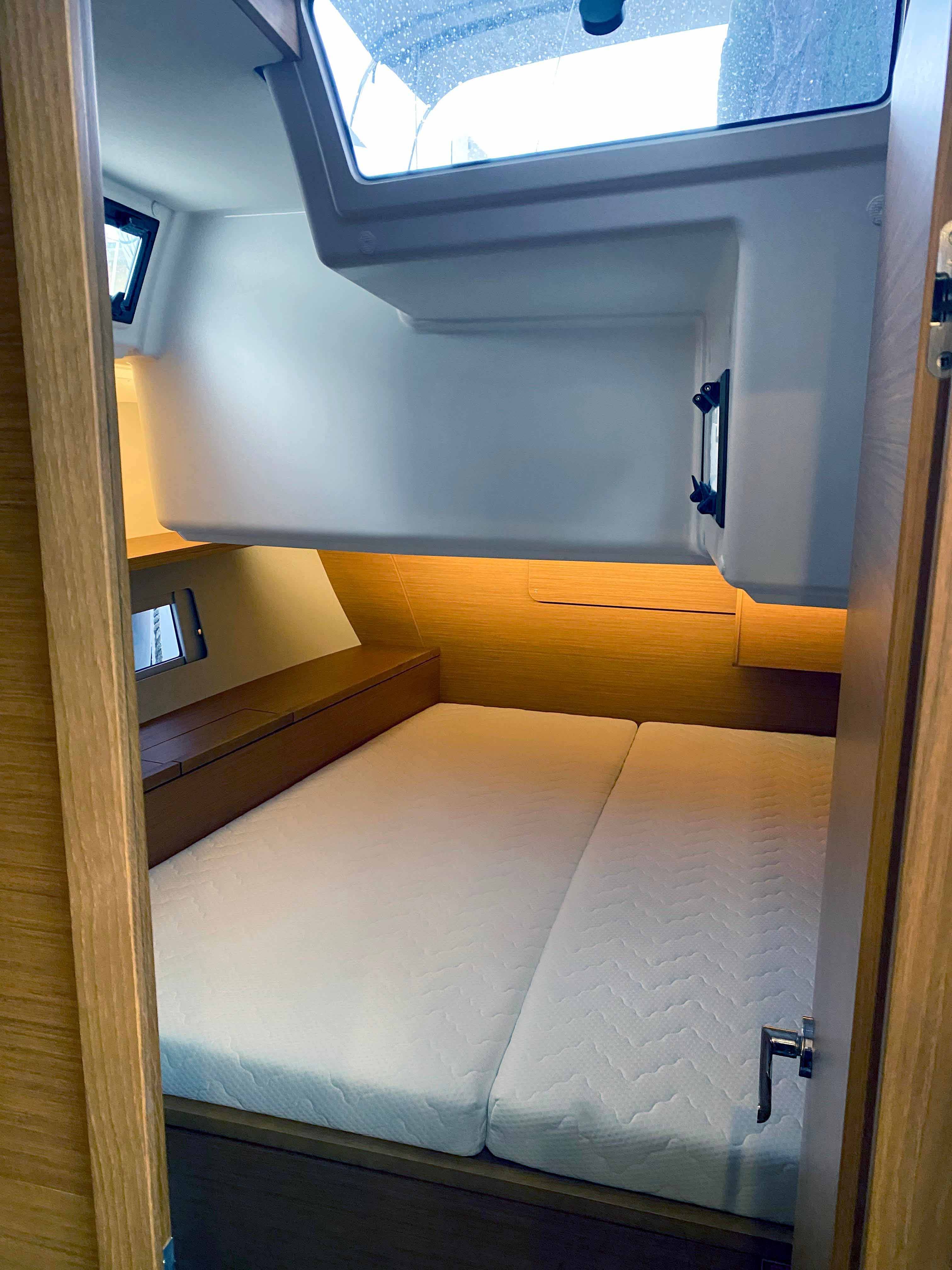 Sailing yacht Dufour 470 PRESTIGE