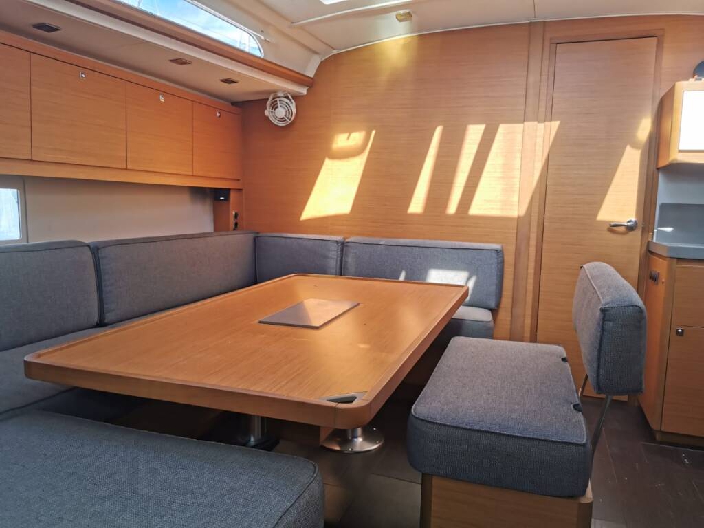 Segelyachten Dufour 470 Aruba