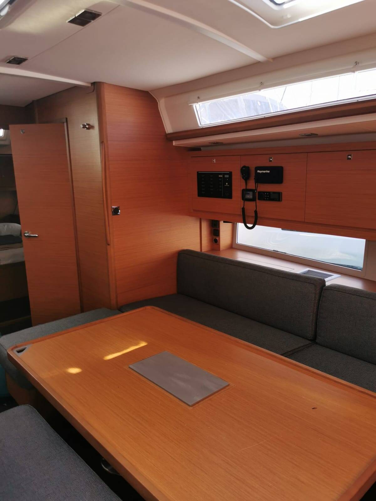 Segelyachten Dufour 470 Aruba