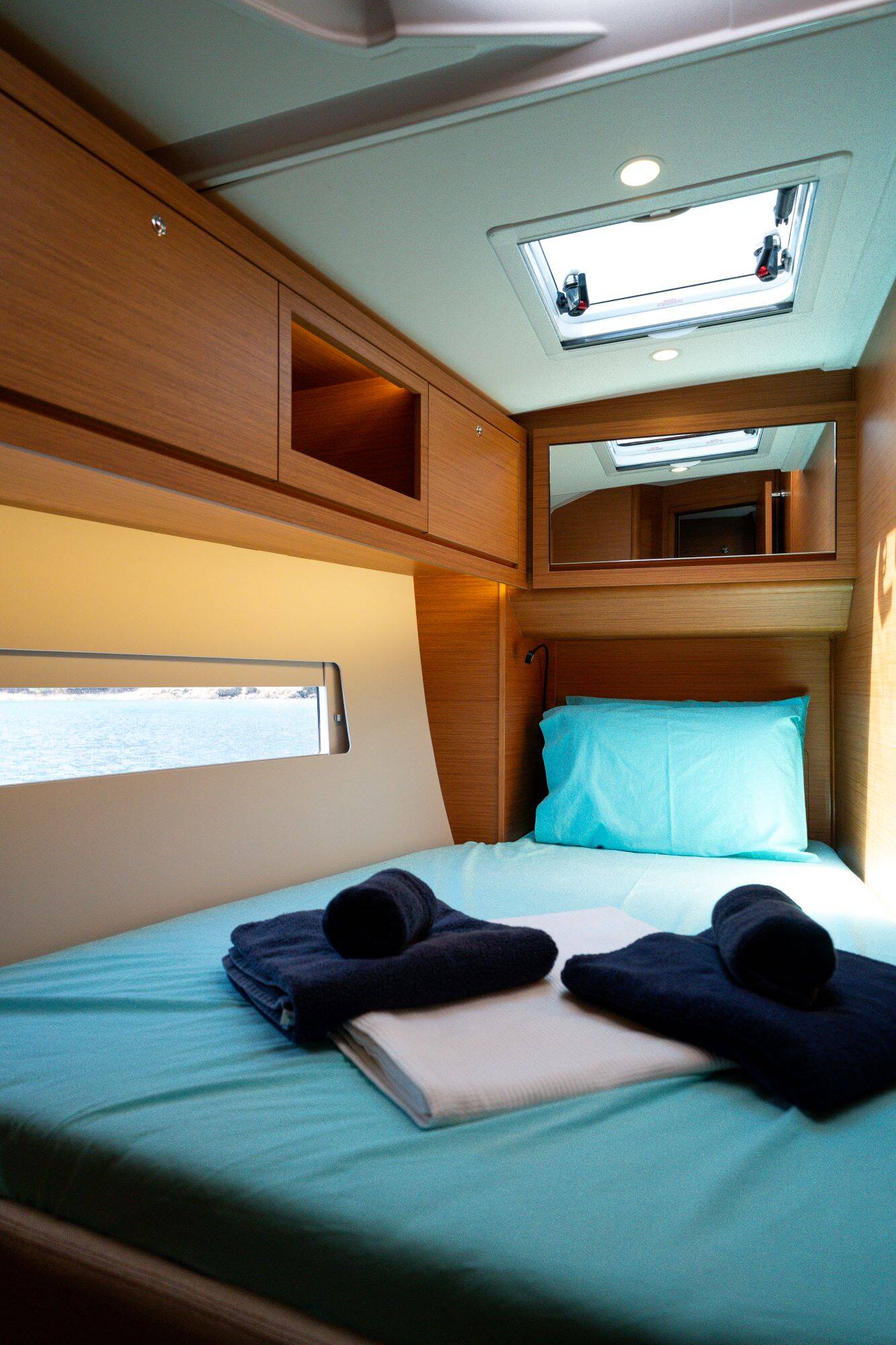 Sailing yacht Dufour 470 Gusto 7