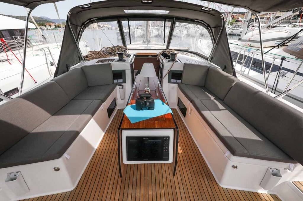 Segelyachten Dufour 470 Bellatrix