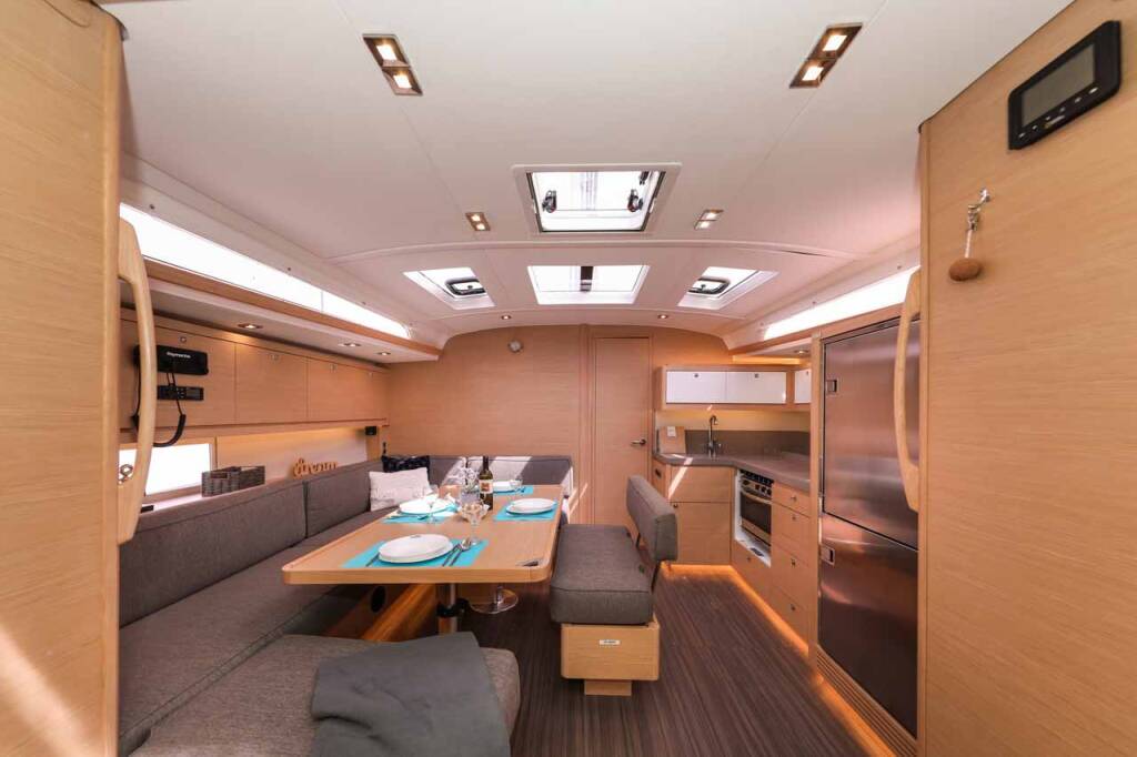Segelyachten Dufour 470 Bellatrix