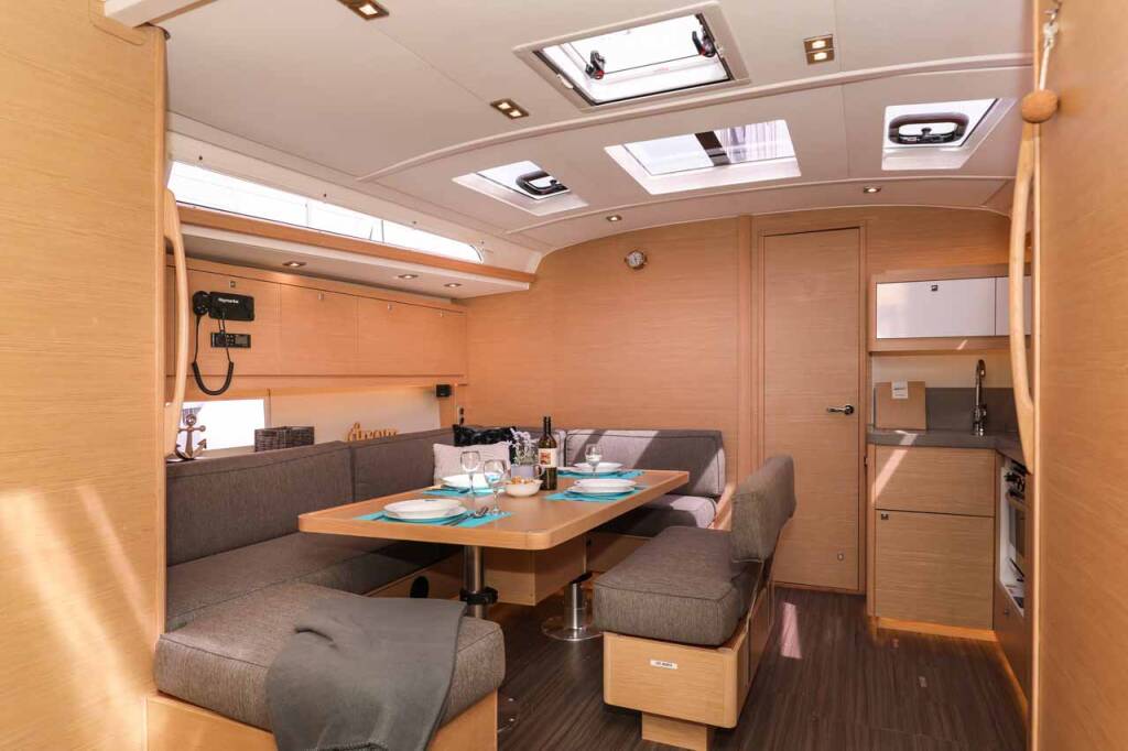 Segelyachten Dufour 470 Bellatrix