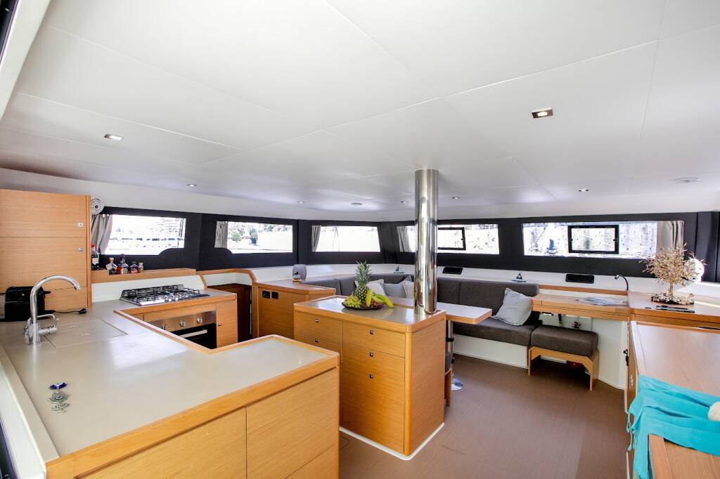 Catamaran Dufour 48 Catamaran Diva