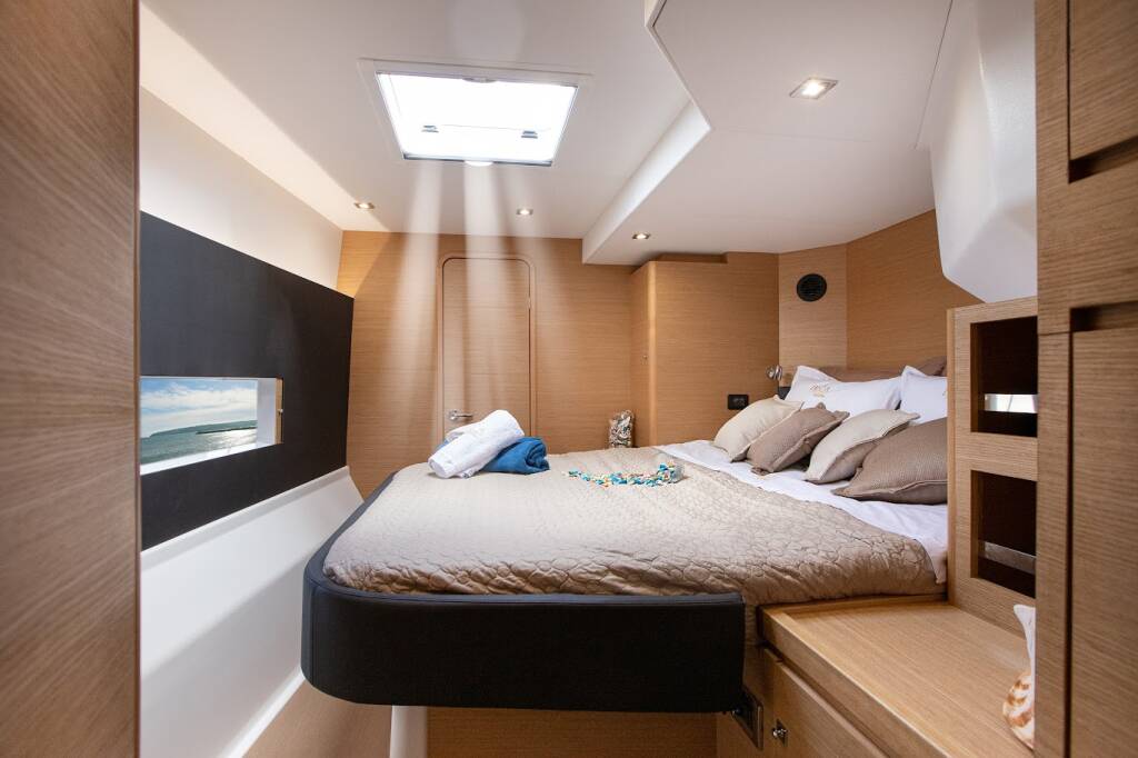 Catamaran Dufour 48 Catamaran Diva