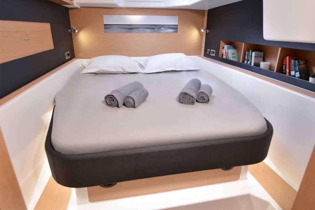 Katamaran Dufour 48 Catamaran Jovy