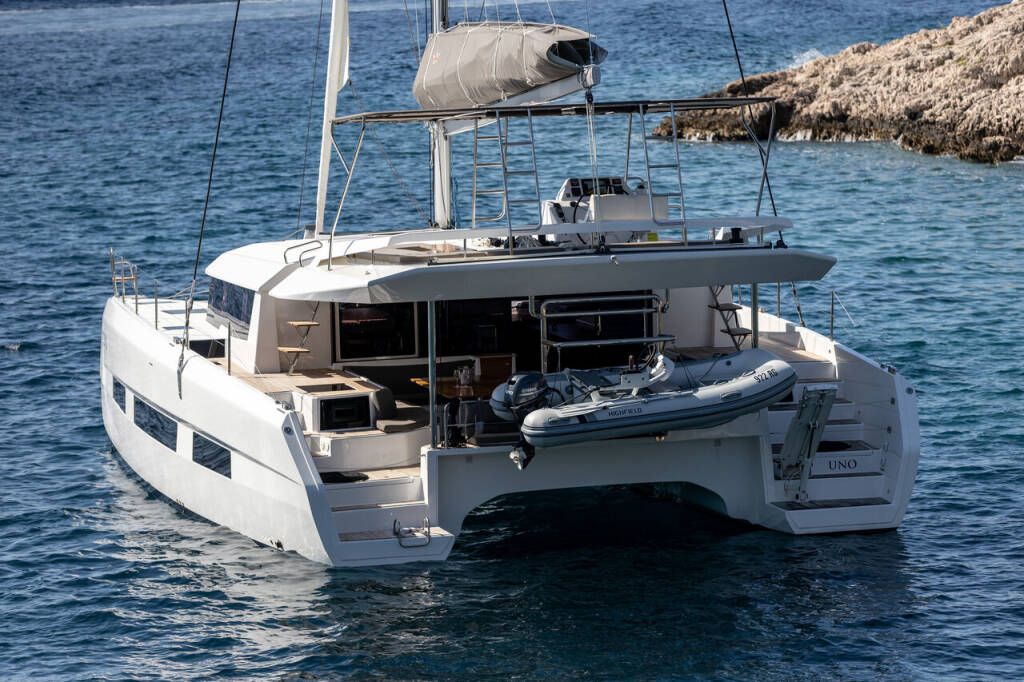Katamaran Dufour 48 Catamaran Bahia Serena
