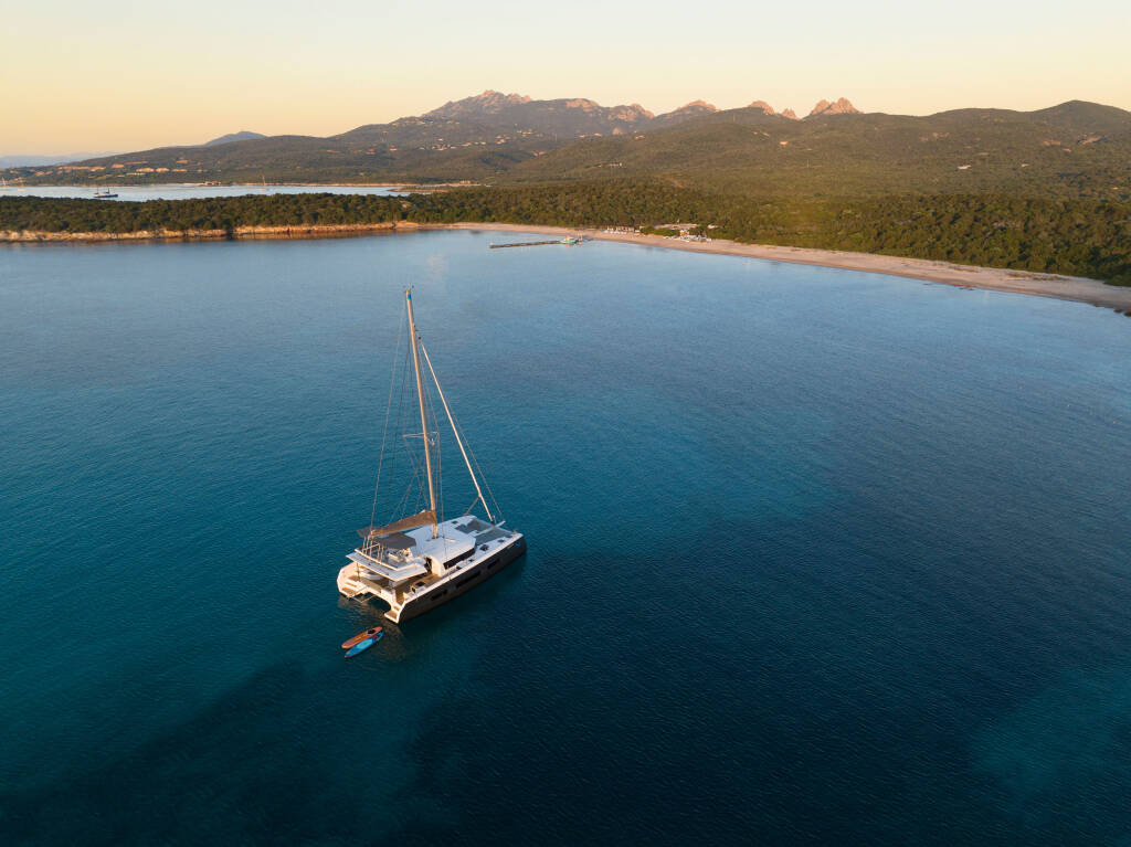 Catamaran Dufour 48 Catamaran Delphinus