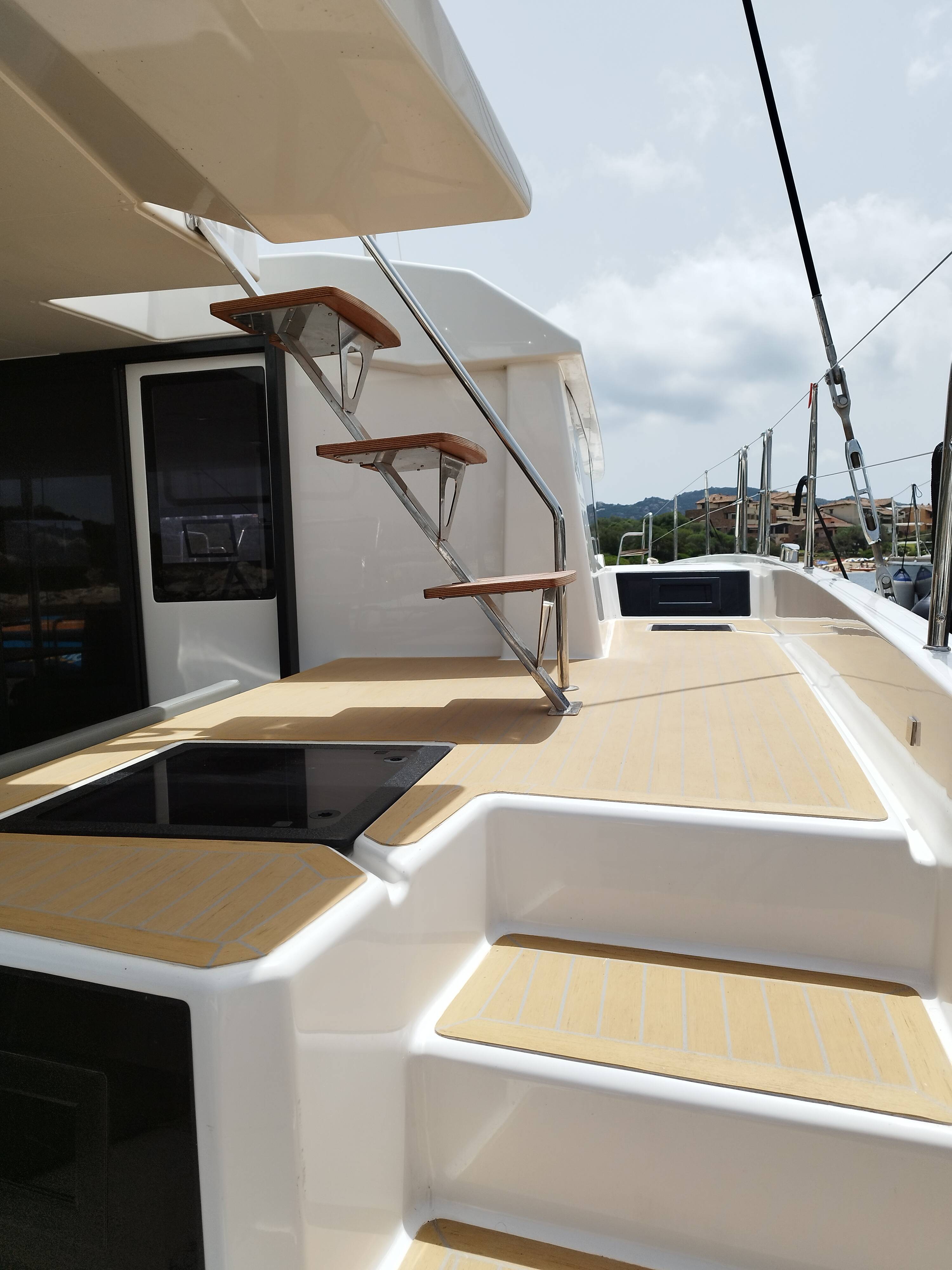 Catamaran Dufour 48 Catamaran Delphinus