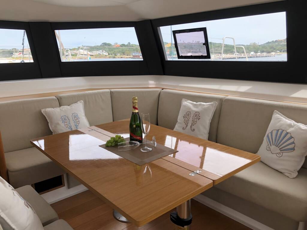 Katamaran Dufour 48 Catamaran Argo