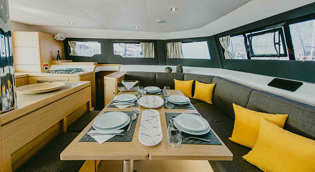 Katamaran Dufour 48 Catamaran Hawaii 5-0