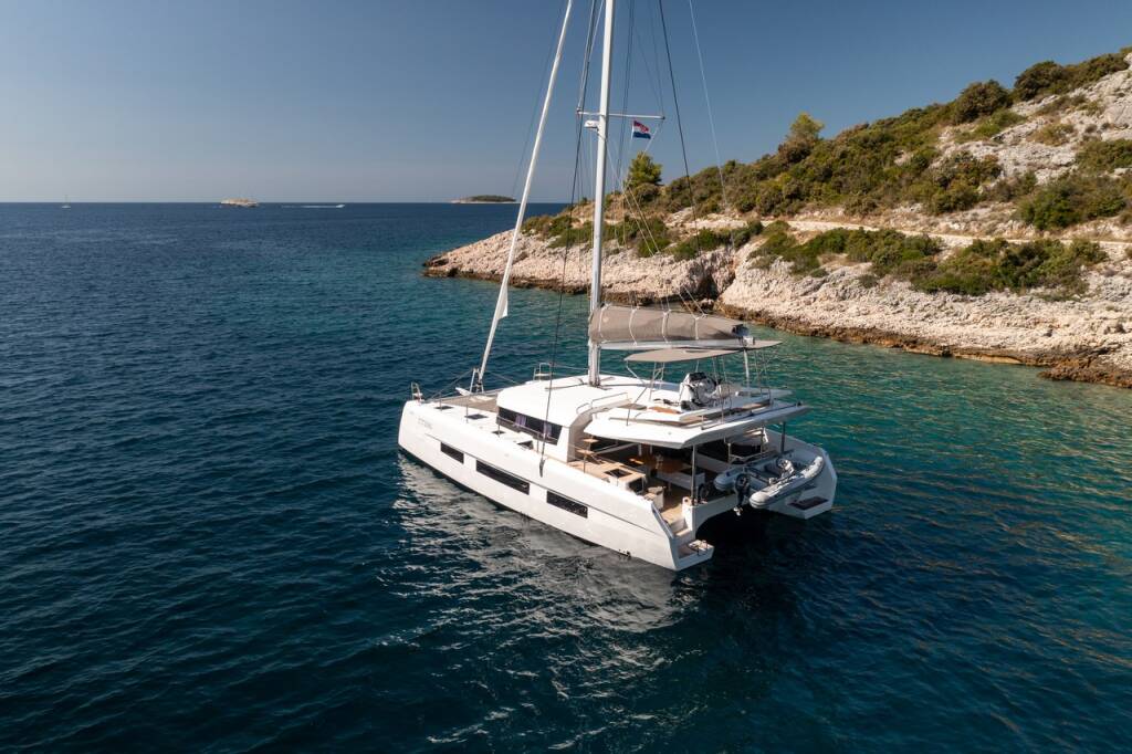 Katamaran Dufour 48 Catamaran Clo