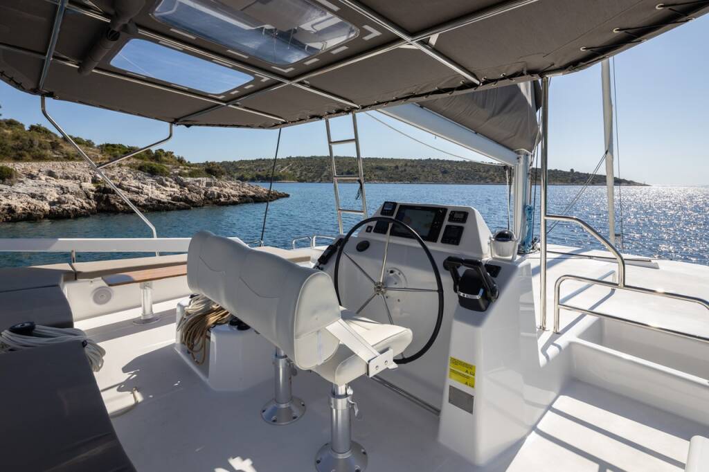Katamaran Dufour 48 Catamaran Uma
