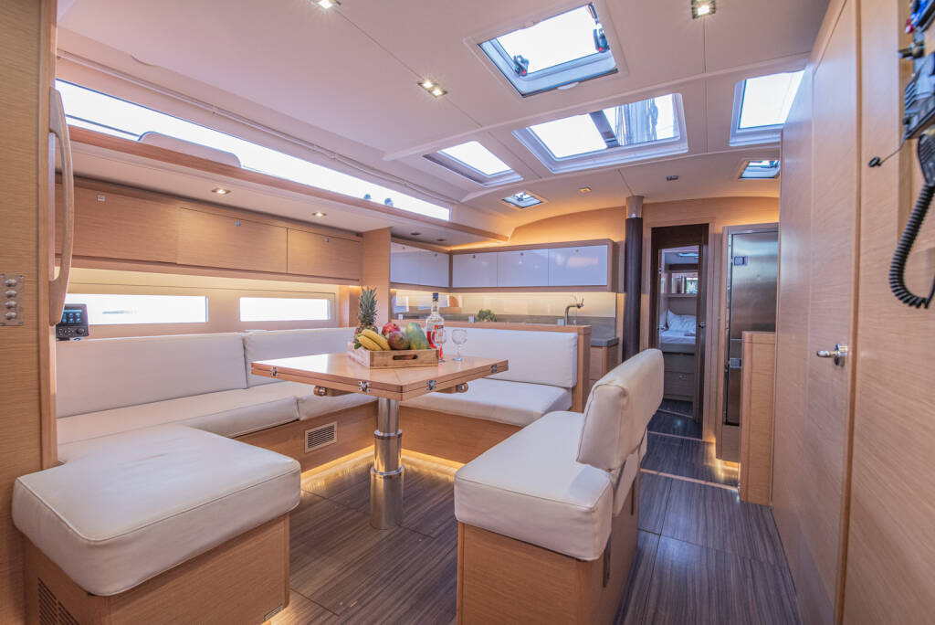 Sailing yacht Dufour 530 Anema
