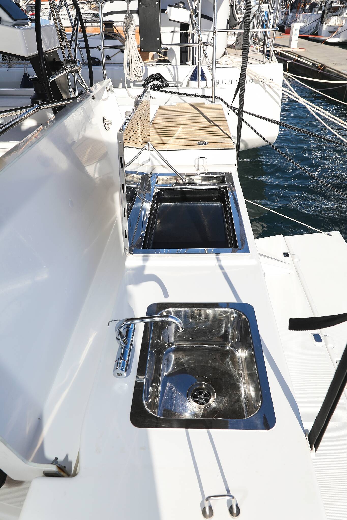 Sailing yacht Dufour 530 Kasper