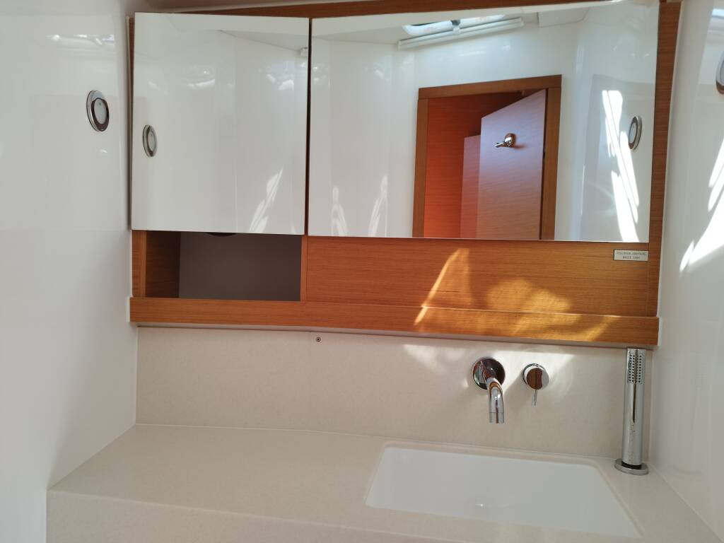 Sailing yacht Dufour 530 Rhamnus