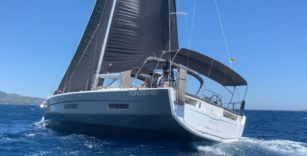 Sailing yacht Dufour 530 Gringott