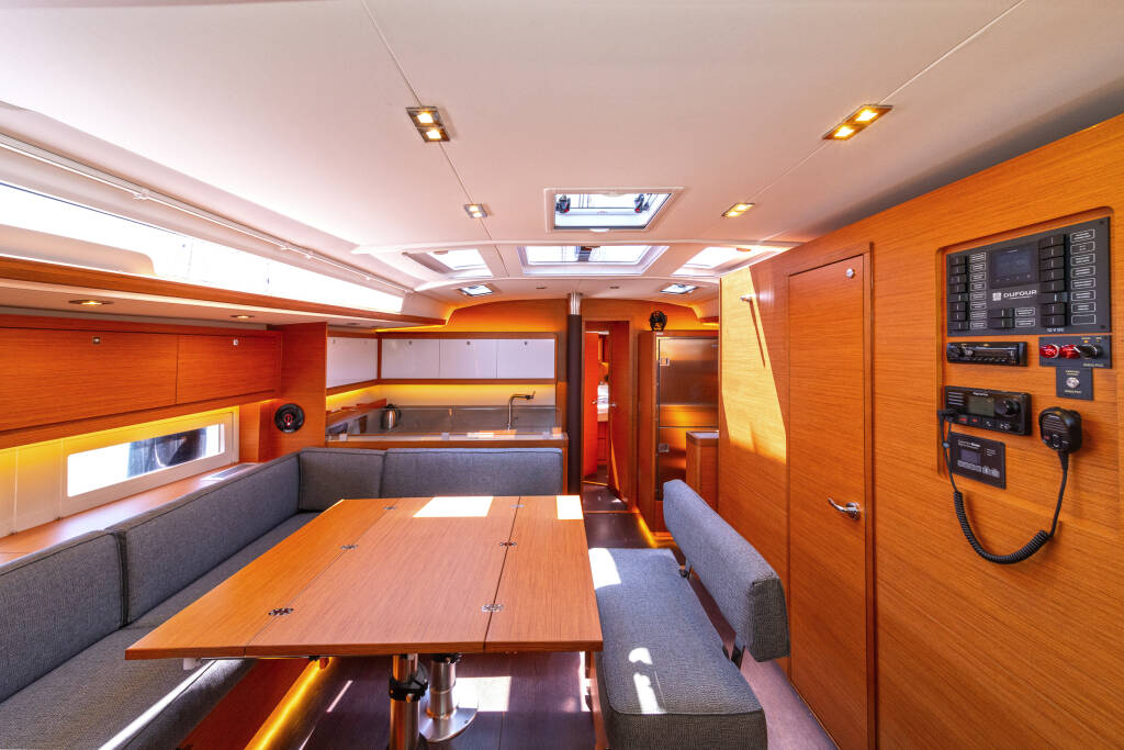 Segelyachten Dufour 530 SPLASH