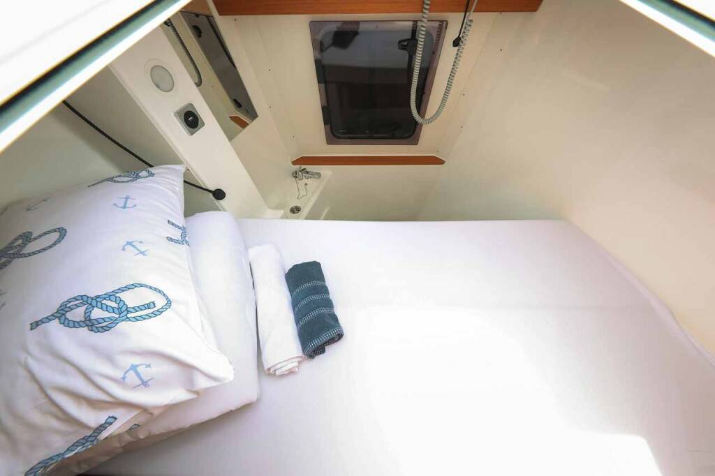 Sailing yacht Dufour 530 Musca
