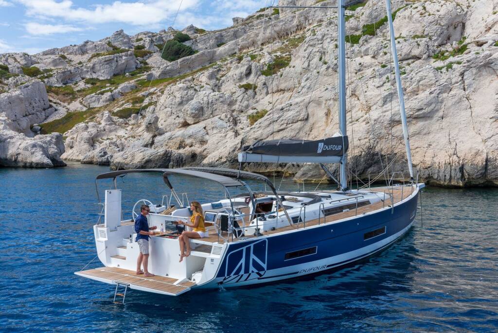 Sailing yacht Dufour 530 Blue Therapy