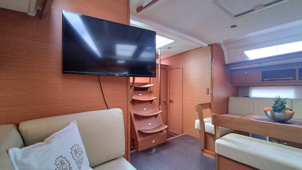 Sailing yacht Dufour 56 Exclusive Morisia