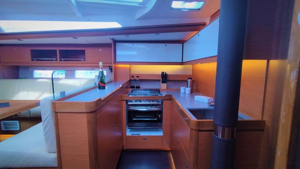 Sailing yacht Dufour 56 Exclusive Morisia