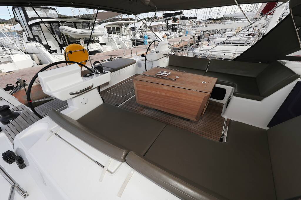 Sailing yacht Dufour 56 Exclusive Moonlight
