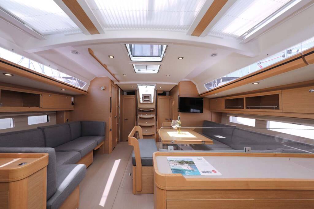 Sailing yacht Dufour 56 Exclusive Amalia