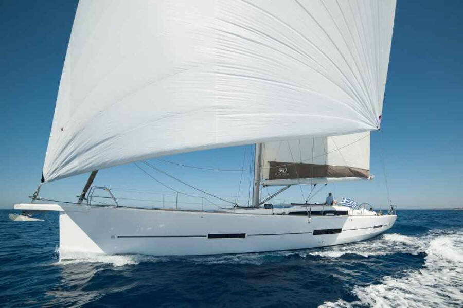 Sailing yacht Dufour 560 GL Captain Leo