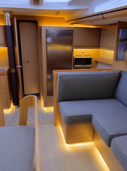 Sailing yacht Dufour 560 GL Altamira