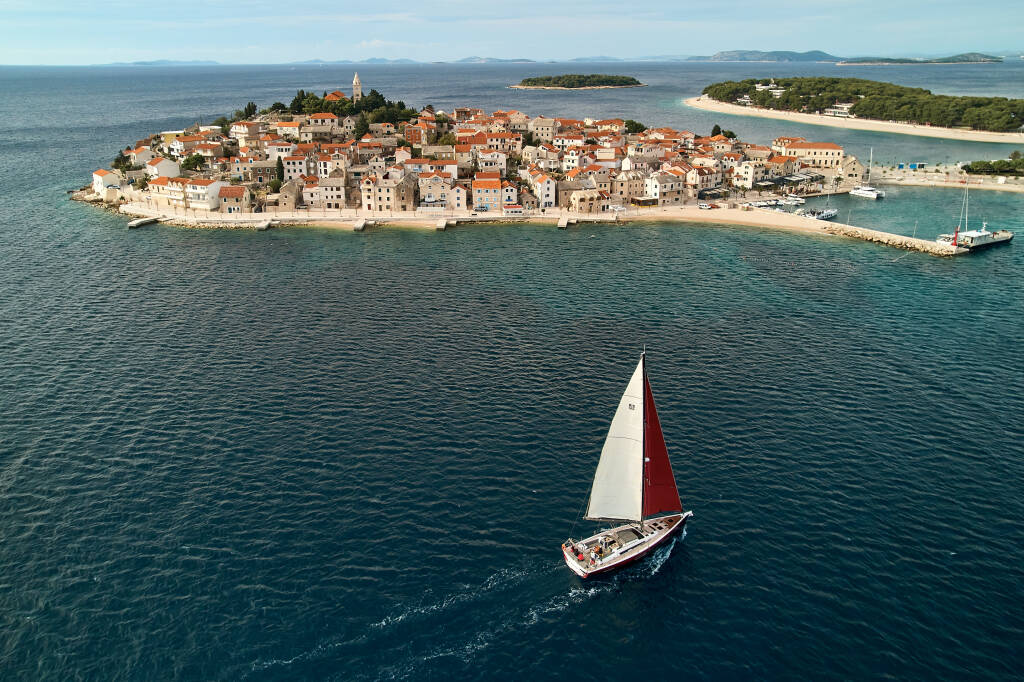 Sailing yacht Dufour Exclusive 56 Kabuki - OW