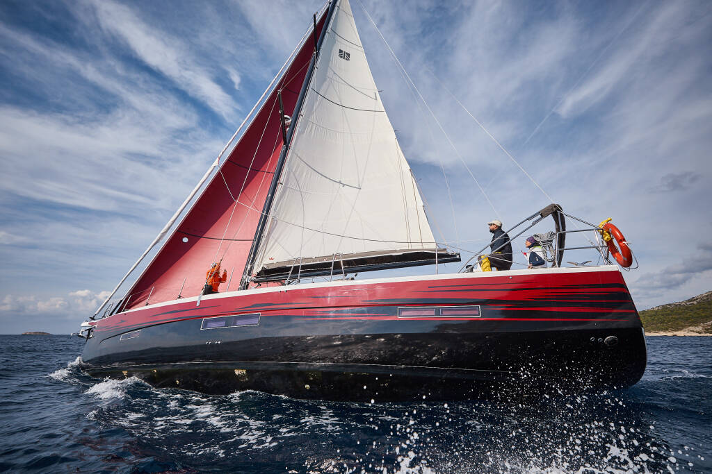 Sailing yacht Dufour Exclusive 56 Kabuki - OW
