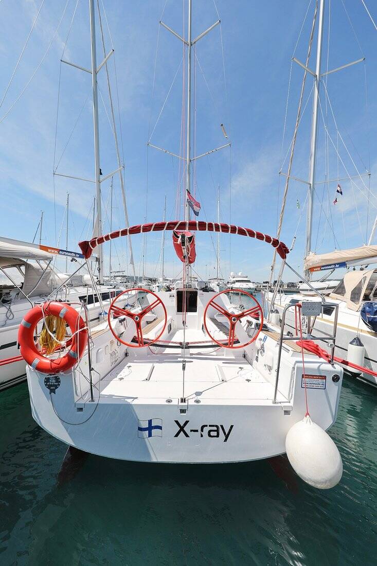 Segelyachten Elan 350 Performance X-Ray