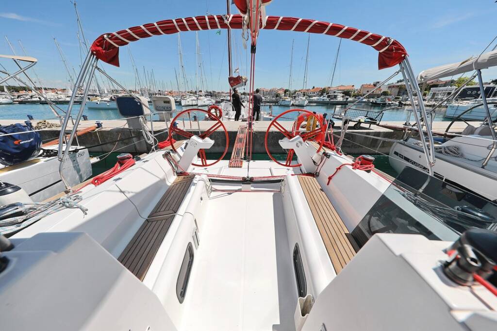 Segelyachten Elan 350 Performance X-Ray