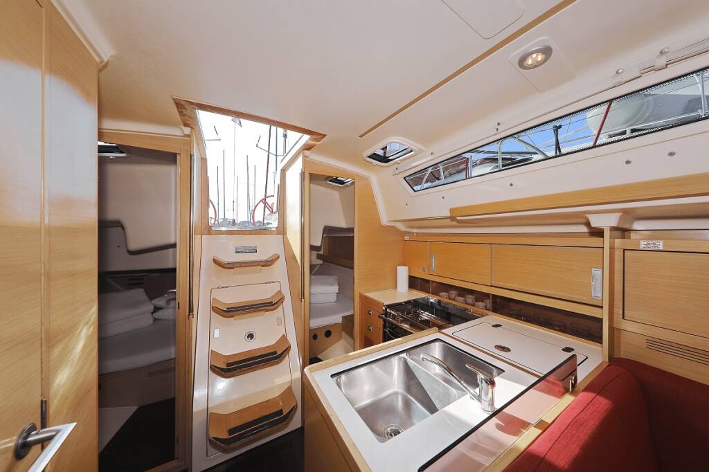 Segelyachten Elan 350 Performance X-Ray