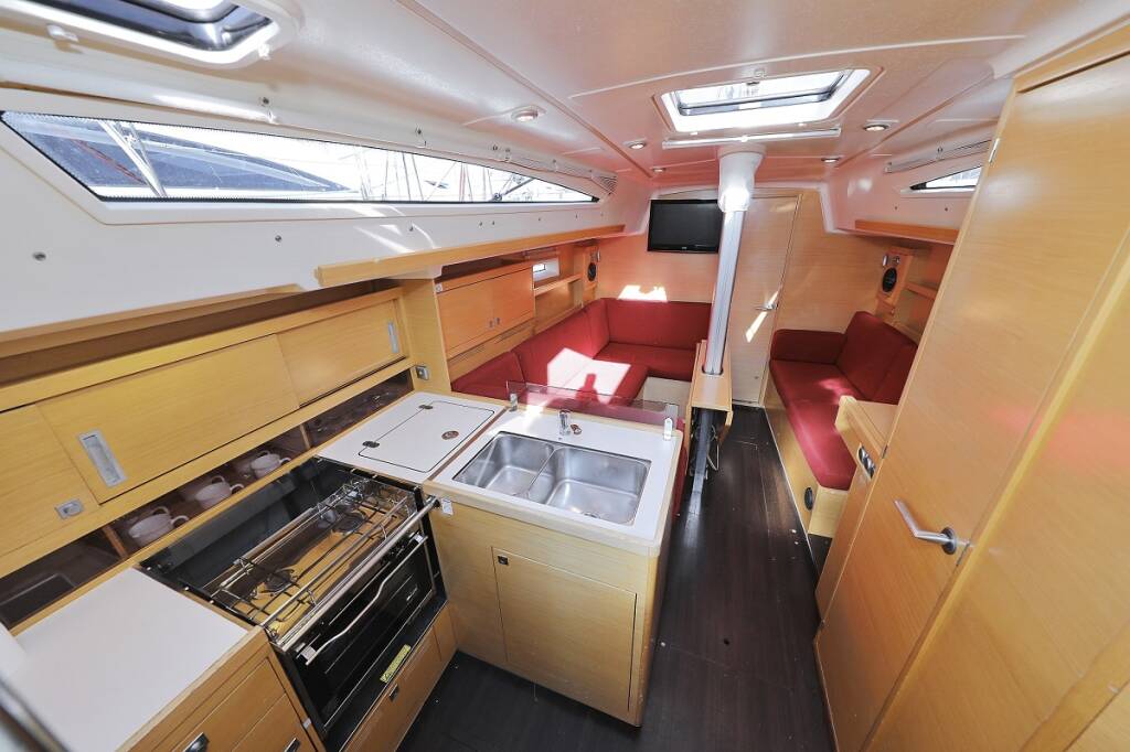 Segelyachten Elan 350 Performance X-Ray