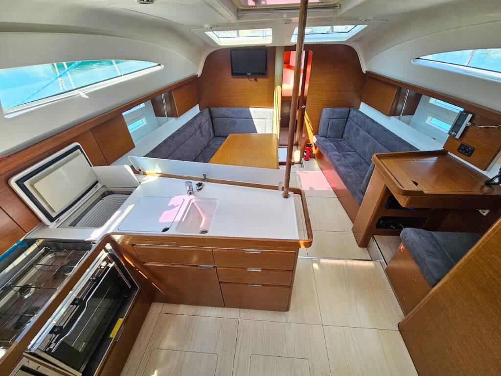 Segelyachten Elan 444 Impression Beauty As