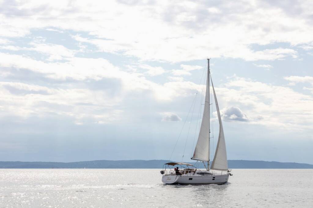 Sailing yacht Elan Impression 40 Tino